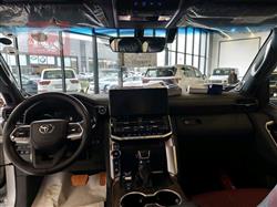 تۆیۆتا لاند کروزەر